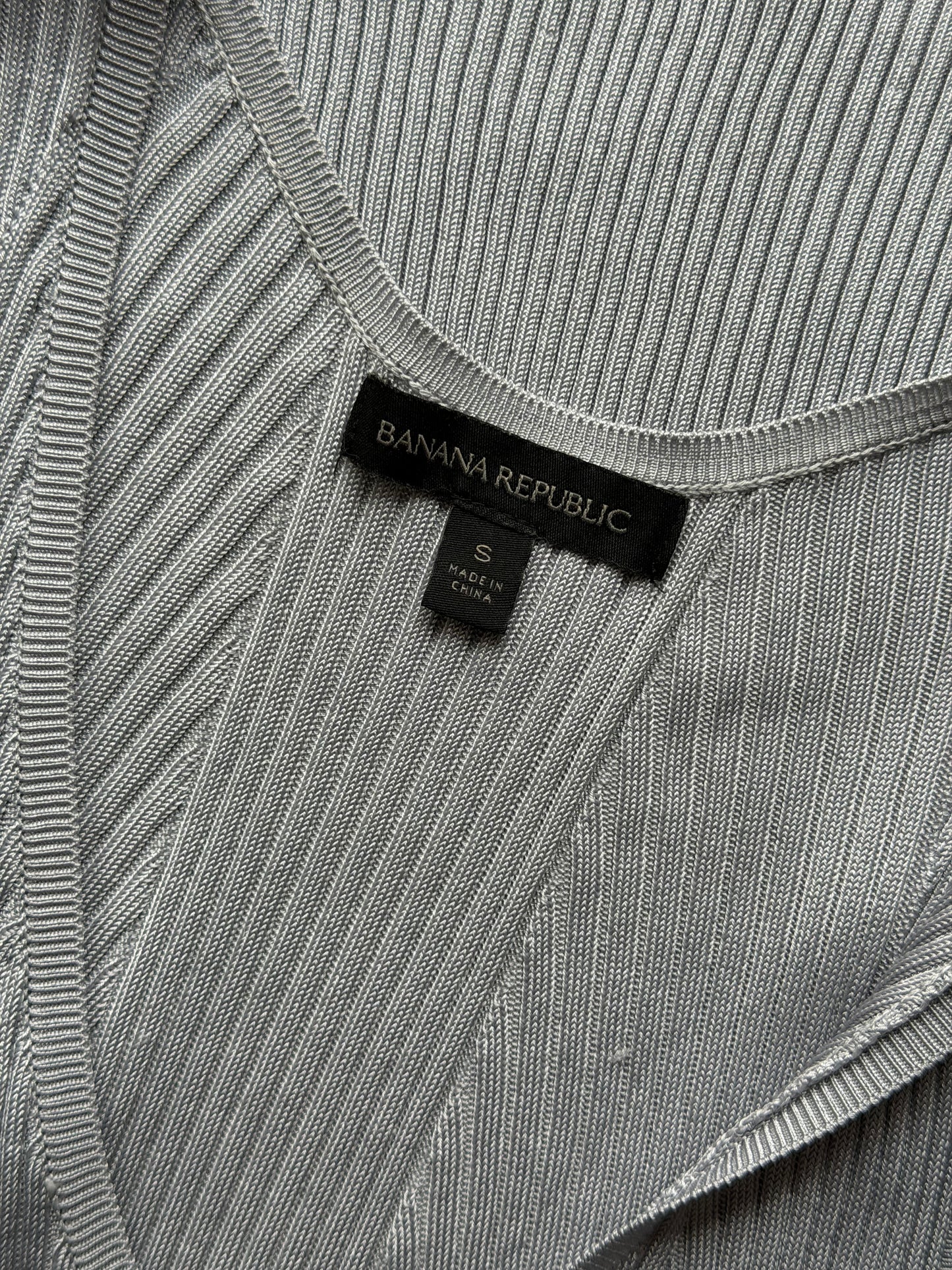 BANANA REPUBLIC